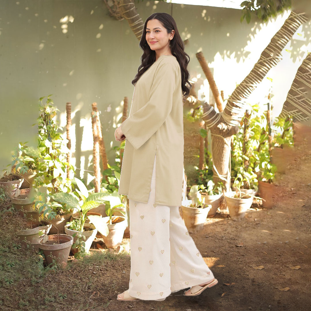 Skeen Heart Embroidered Khaddar 2-Piece Set